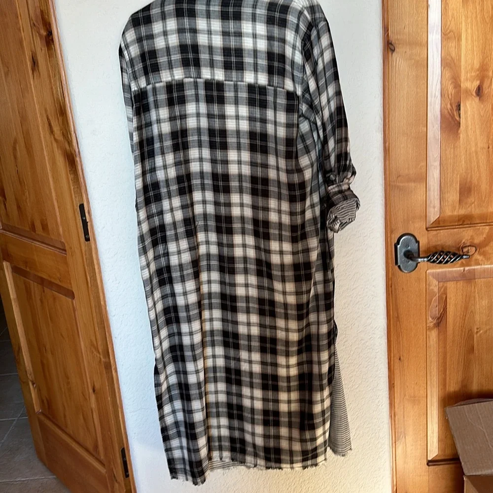 Sanctuary Shirtdress or Duster, Plaid Cotten & Rayon Cozy NWOT - never worn. - Picture 3 of 7